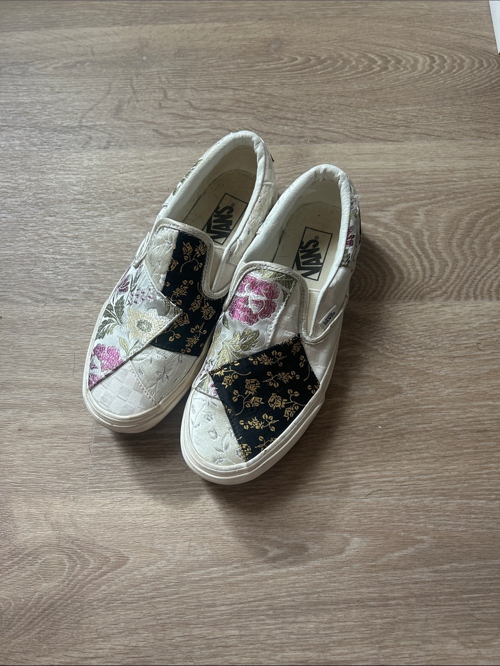 Vans Women’s Slip-On Floral Patchwork Sneakers - White/Black/Pink